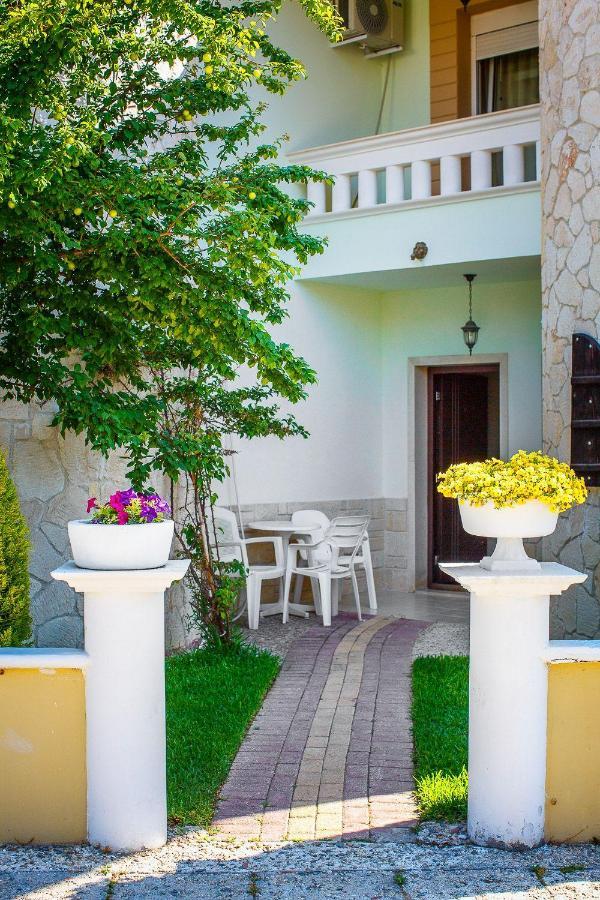 פוליכרונו Apartments Alexandros מראה חיצוני תמונה
